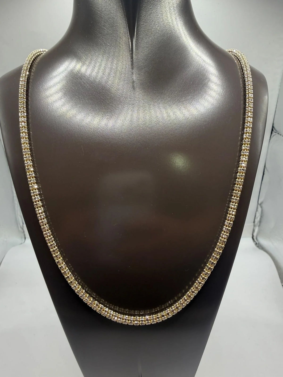 14 kt Gold Ice Chain